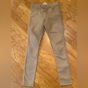 Forever 21, skinny pants size 2